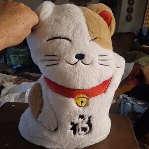 Oeko Tex 18” Lucky cat Stuff Animal Pillow. Super Soft.